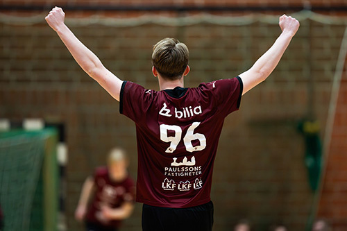 Handbollsspelare LUGI handboll